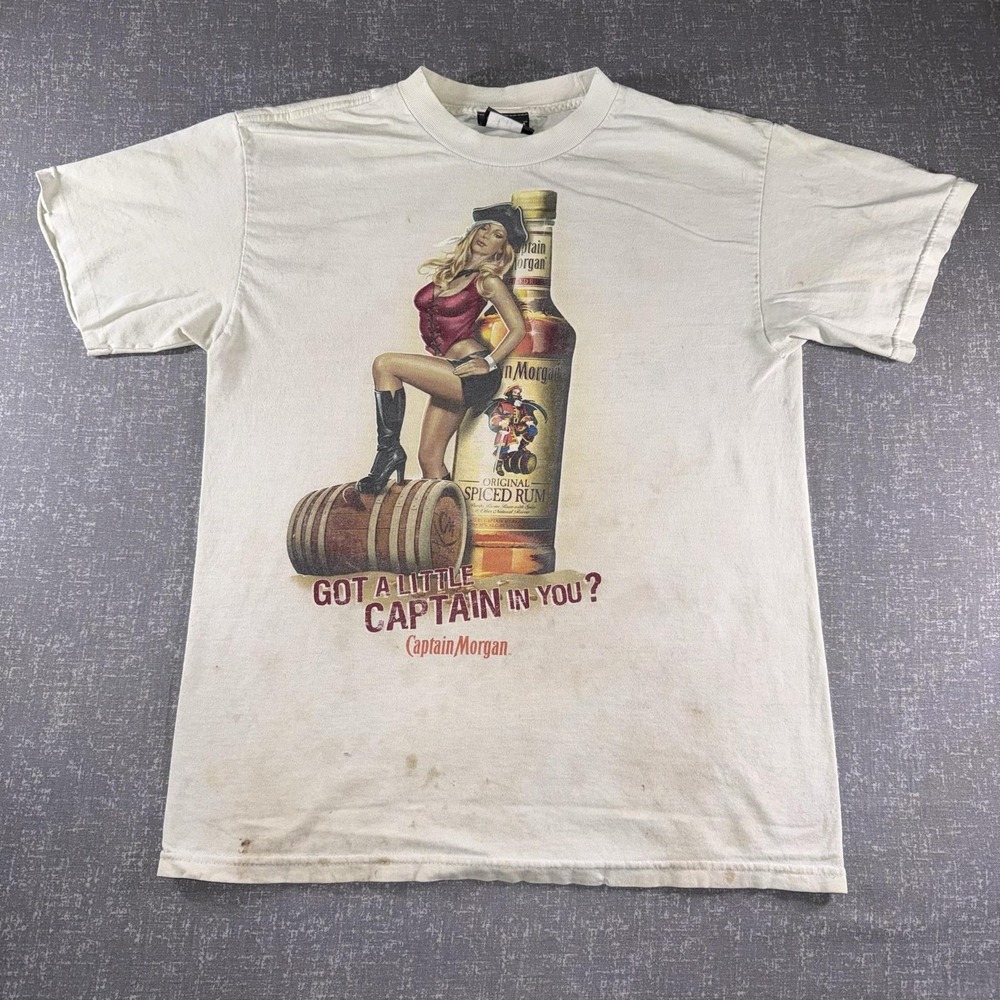 Captain Morgan Shirt Mens Large White Got A Little Captain Pinup Rum Graphic Tee